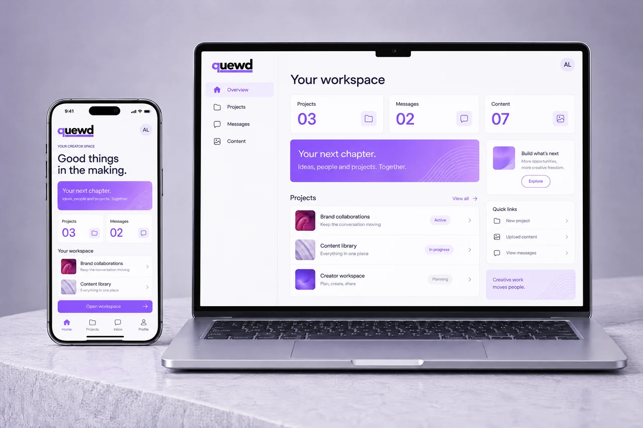 Illustrative presentation of the Quewd web platform on a laptop and iPhone